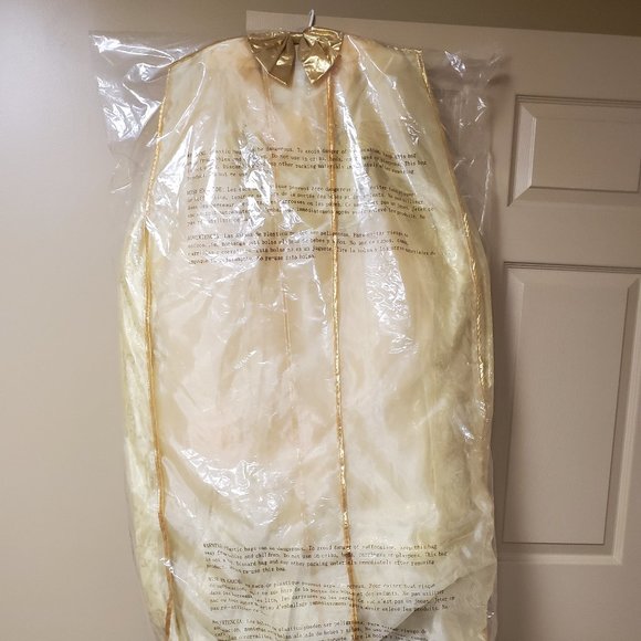 Disney Ultimate Collection Princess Belle Costume - Picture 4 of 5